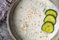Refreshing Cucumber Yogurt Dip