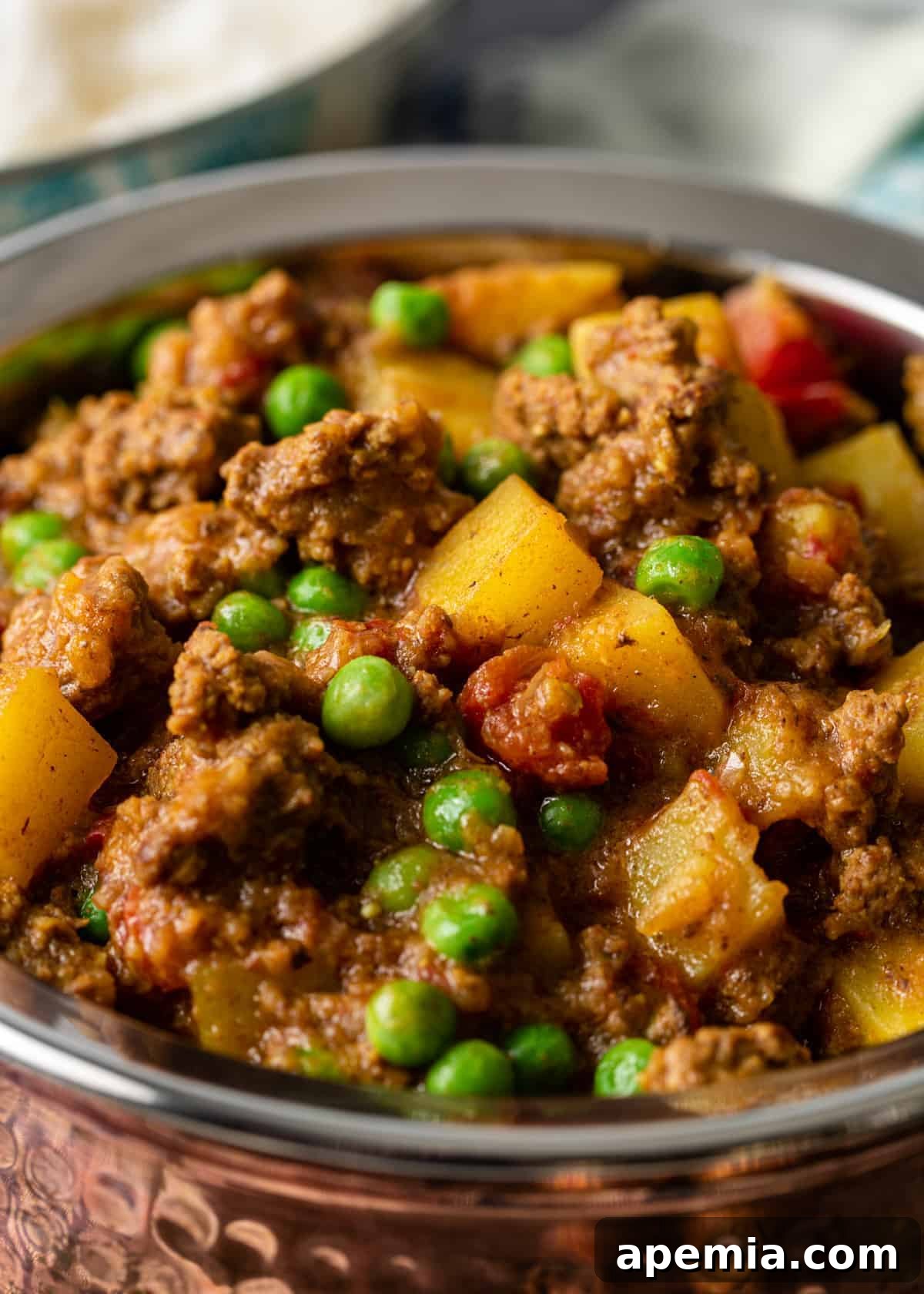 closeup: beef keema matar curry