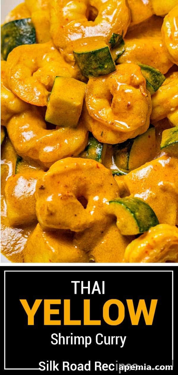 Titled image showing the delicious Thai yellow shrimp curry.