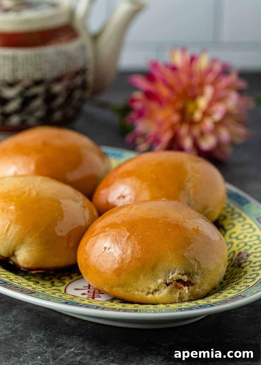 dim sum platter of char siu bao