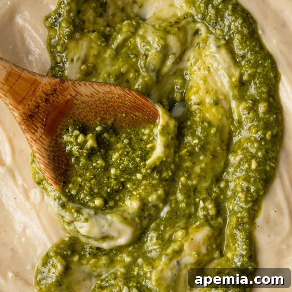 close up of Pesto Alfredo Sauce