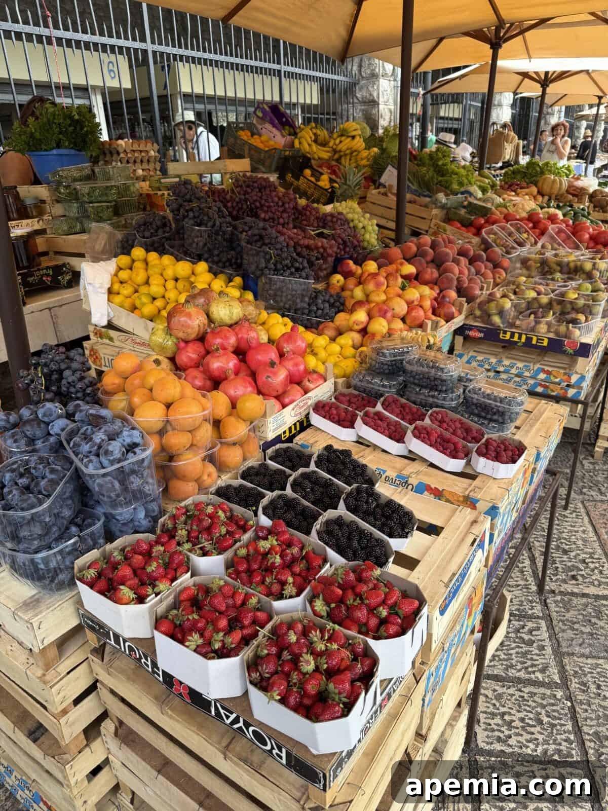 street market of vegetables and fruit