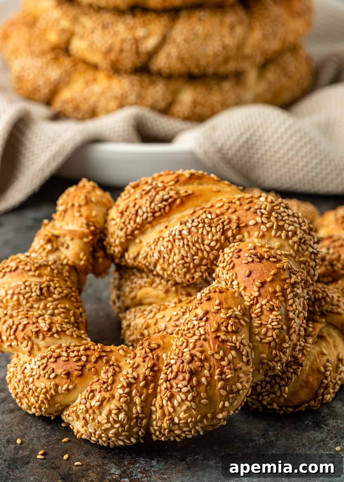 close up image of Turkish simit